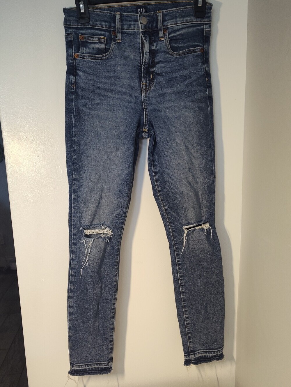 GAP Women's Ripped High-Rise Skinny Jeans — Blue Wash #331